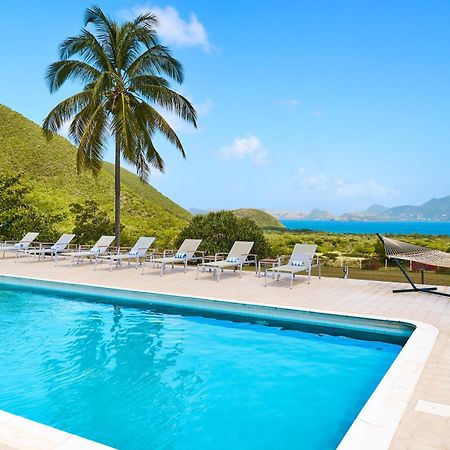 Mount Nevis Hotel 외부 사진