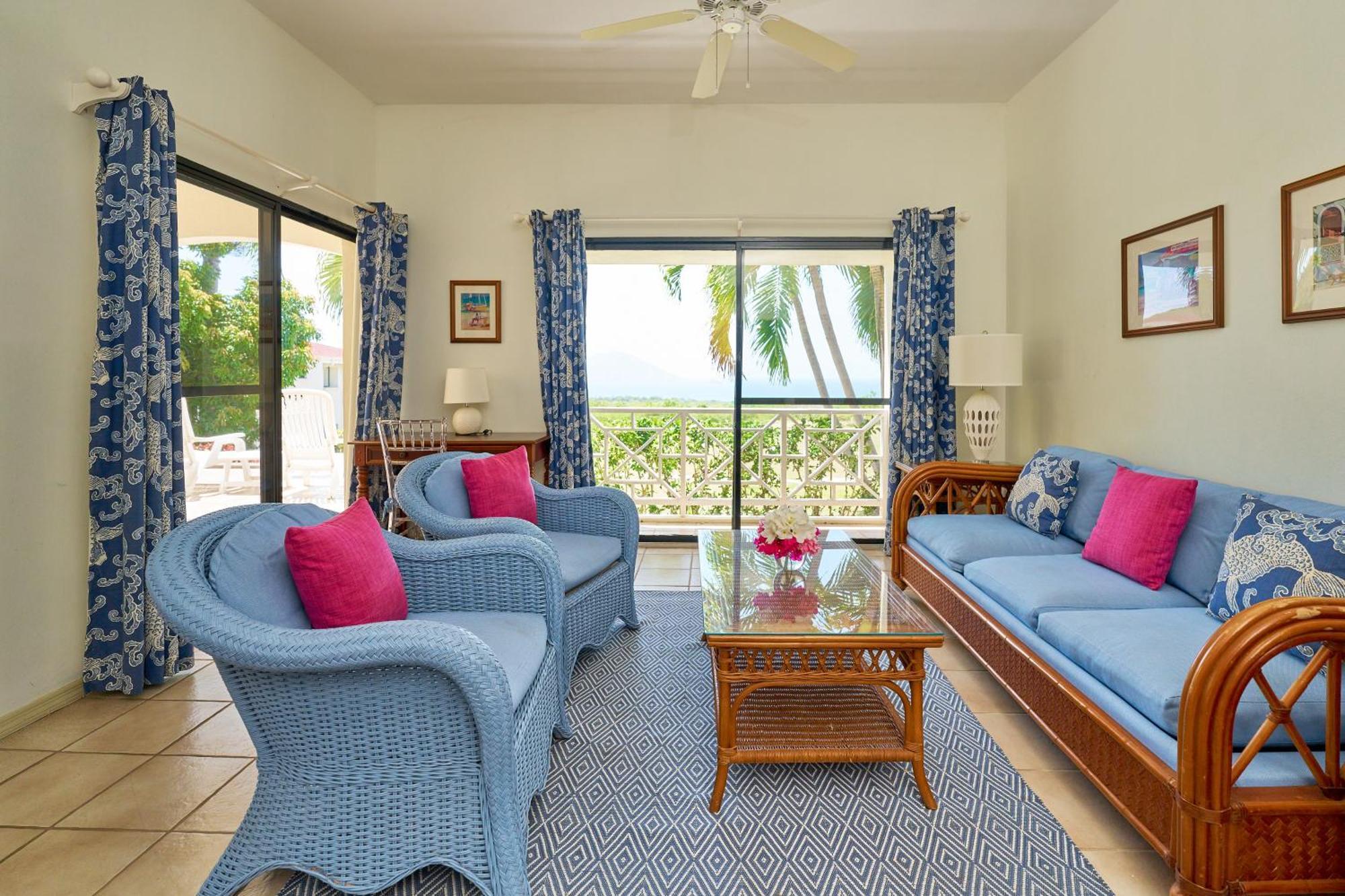 Mount Nevis Hotel 외부 사진